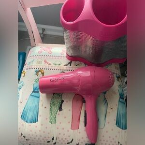 Revlon Vibrant Pink Hair Dryer Set